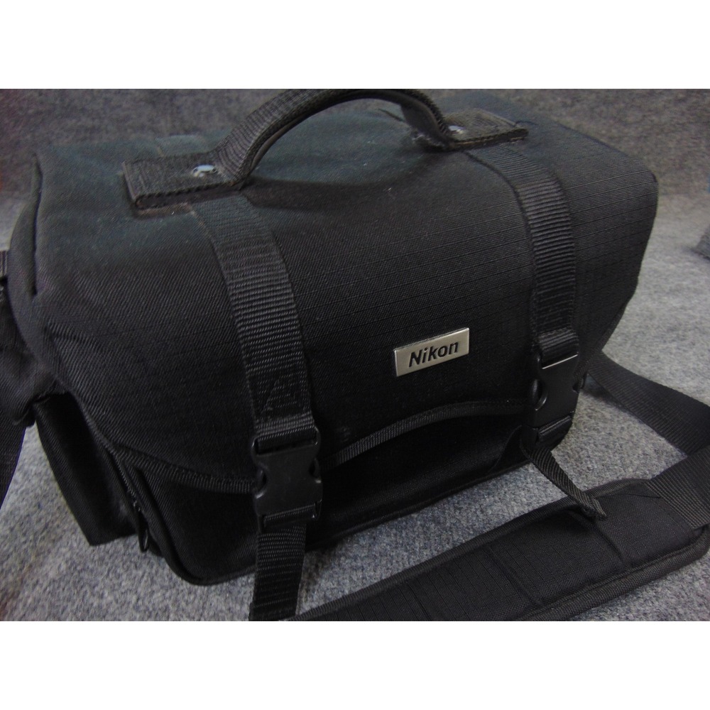 Nikon Camera Bag Mens Black Solid Shoulder Strap Padded DSLR Gadget Case Utility